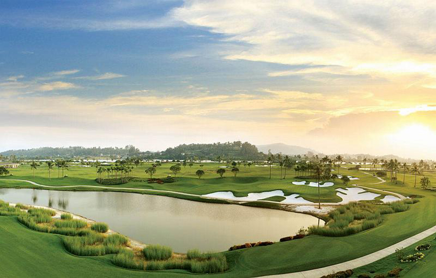 Đặt sân golf Legend Hill