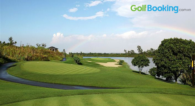 Đặt sân golf Sky Lake - đánh thức khao khát chinh phục thử thách 